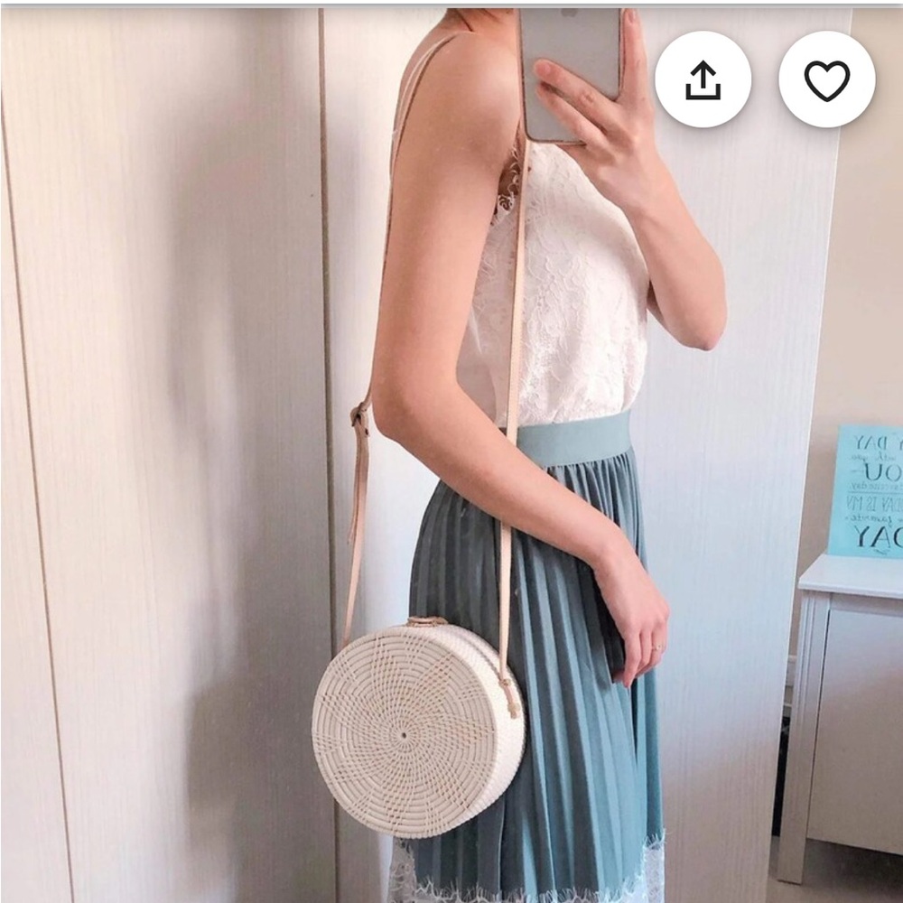 Handmade Woven Round Cream + Tan Crossbody Bag Handmade in Bali - Picture 3 of 14